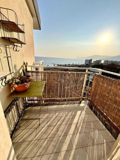 Appartamento Casa Solymar Vallecrosia Esterno foto